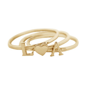 Серебряное наборное кольцо с желтой позолотой с буквами и сердечком