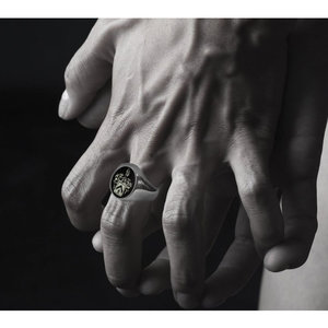 Серебряное кольцо с монограммой